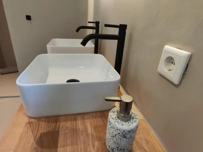 Vakantiewoning Sjun Limburg Tatil Evi *