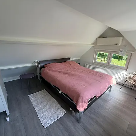 Dom wakacyjny Vakantiewoning Sjun Limburg